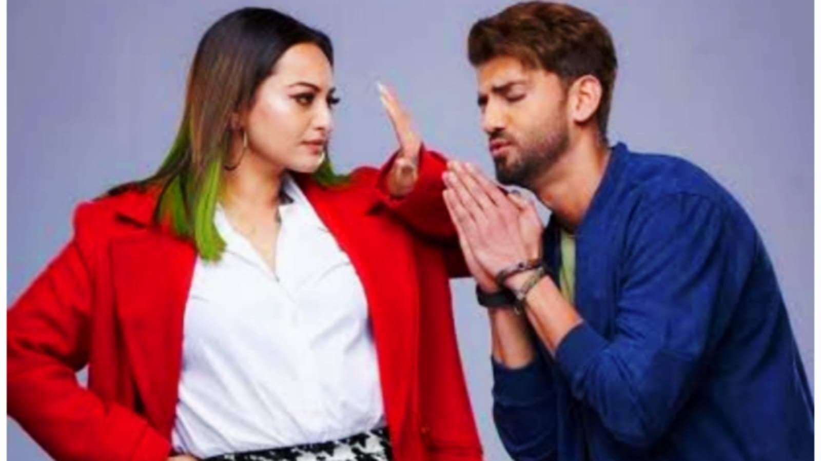 zahir iqbal pranked on sonakshi sinha in beach vacation ent