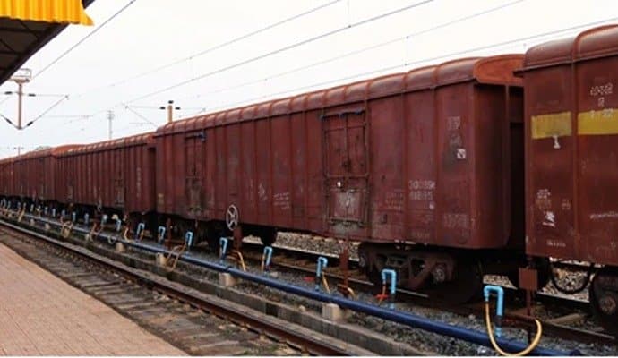 goods train derailed in howrah-kharagpur section