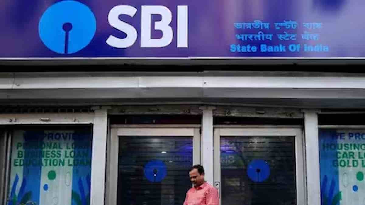 Holi 2025 Bank remain closed four days in different cities