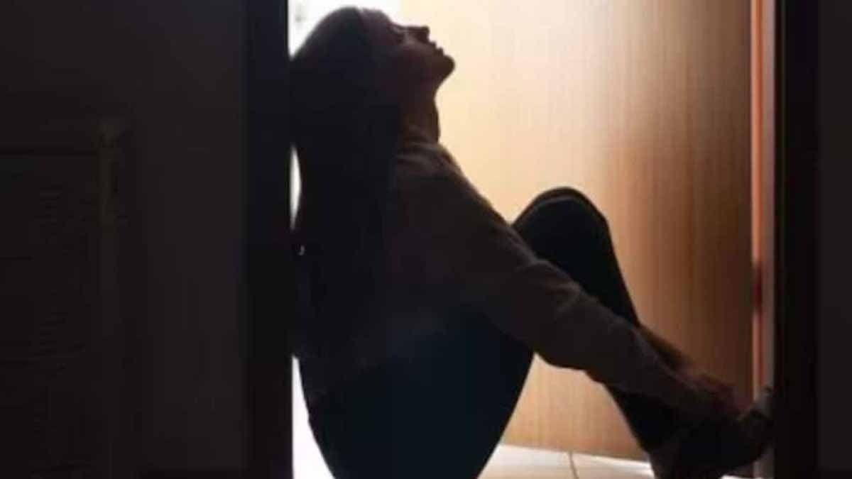 সিদ্ধান্ত নিতে সমস্যা? ডিসাইডোফোবিয়াতে ভুগছেন না তো? জানুন লক্ষণ 