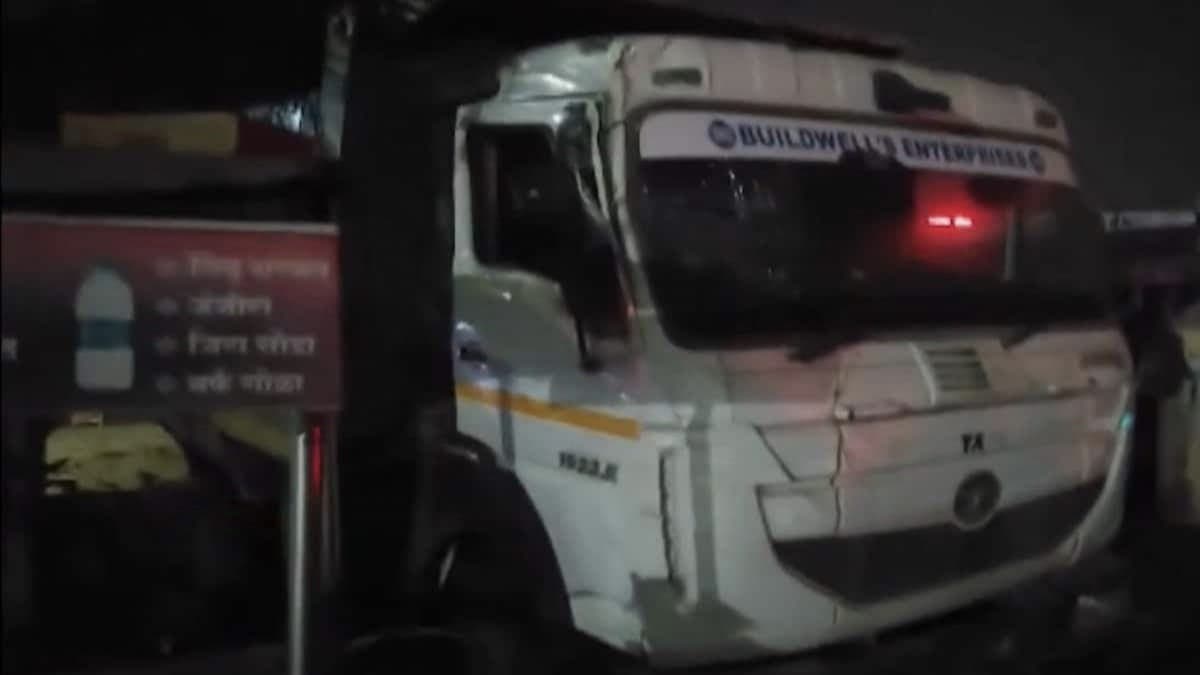 Drunk Driver Runs Over Several On Pune Footpath, 2 Toddlers Among 3 Dead gnr 