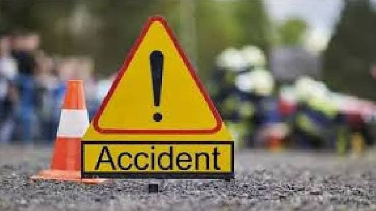 Terrible Road Accident in Murshidabad as auto Collides with Truck gnr