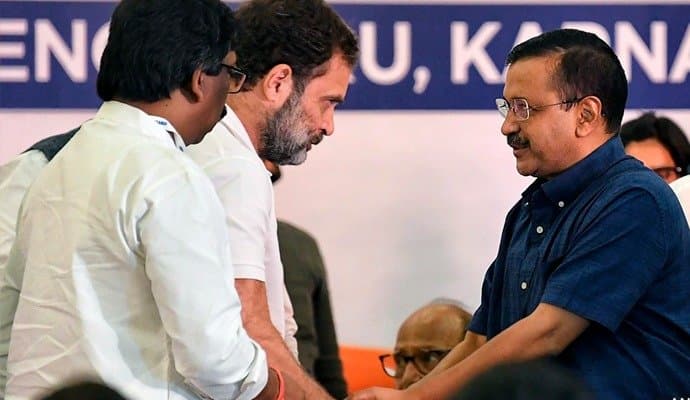 Congress-AAP Meet Today To Resolve Differences