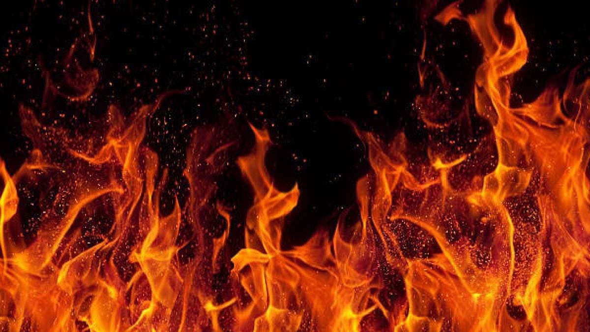 burn standard caught fire in howrah gnr
