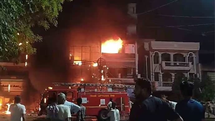 Four killed in apartment fire in delhi 