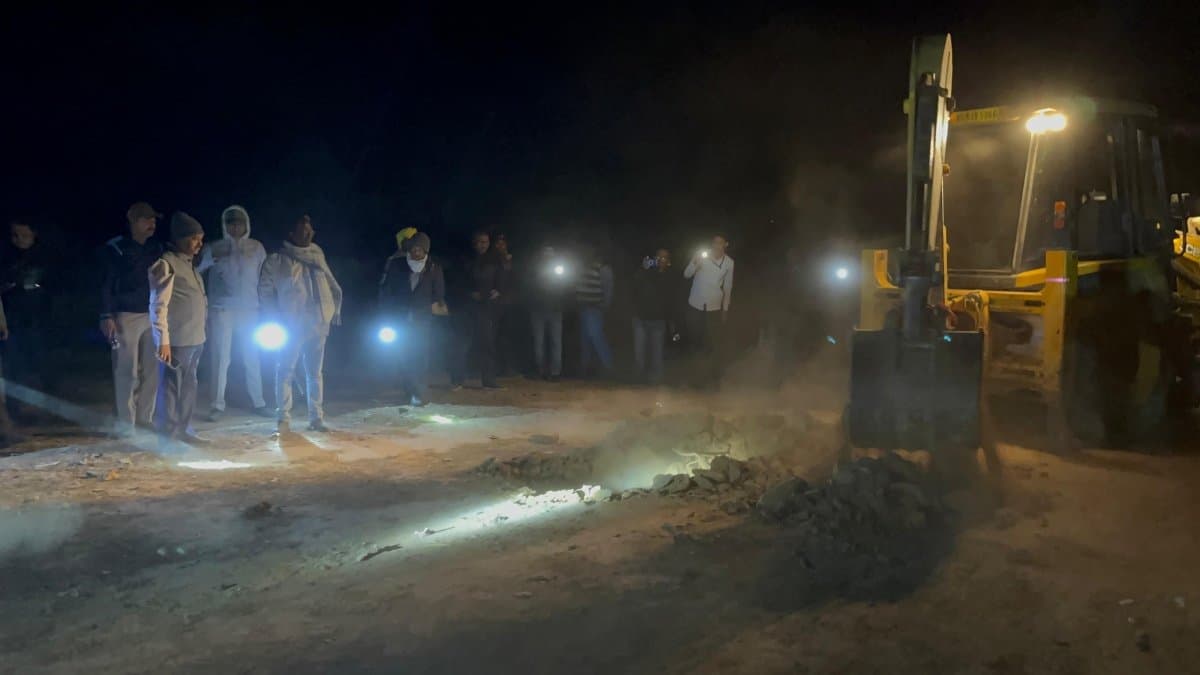 Mining at Deucha Pachami kicks off gnr