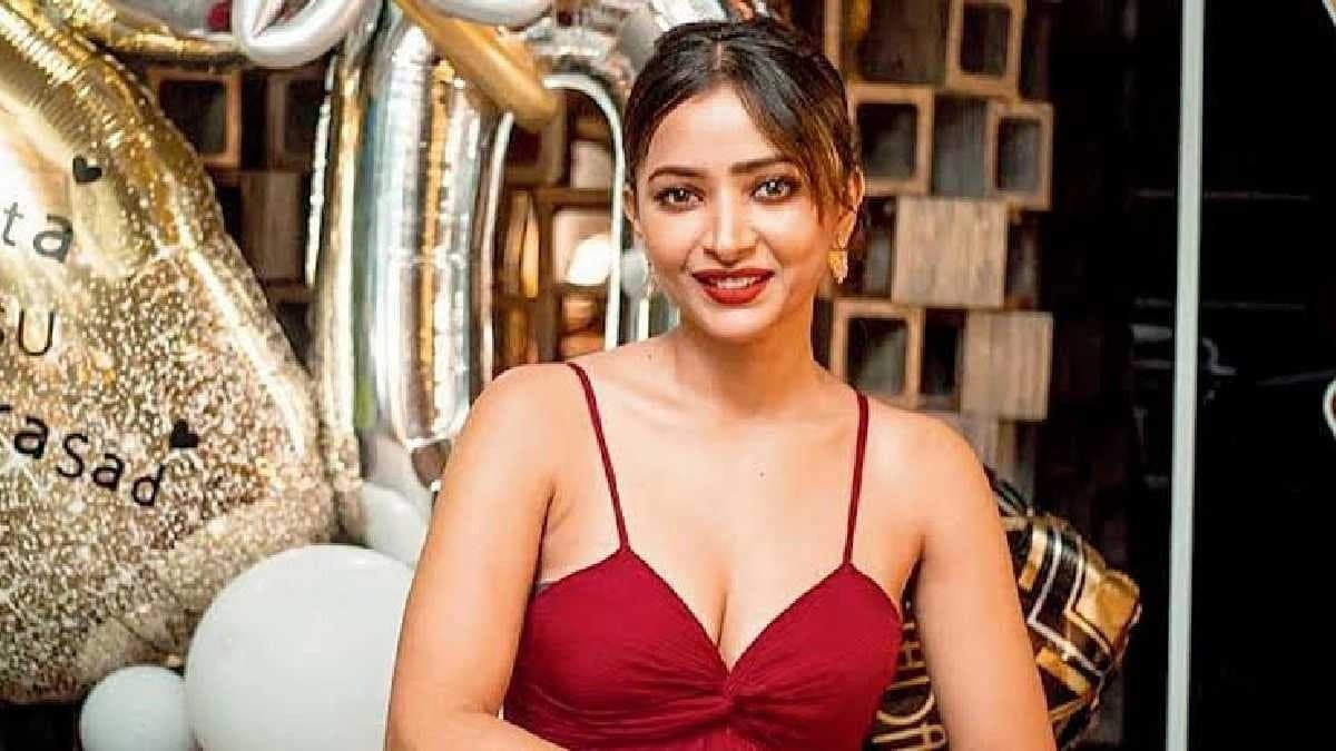Bollywood Controversy: Dark side of bollywood actress Shweta Basu Prasad