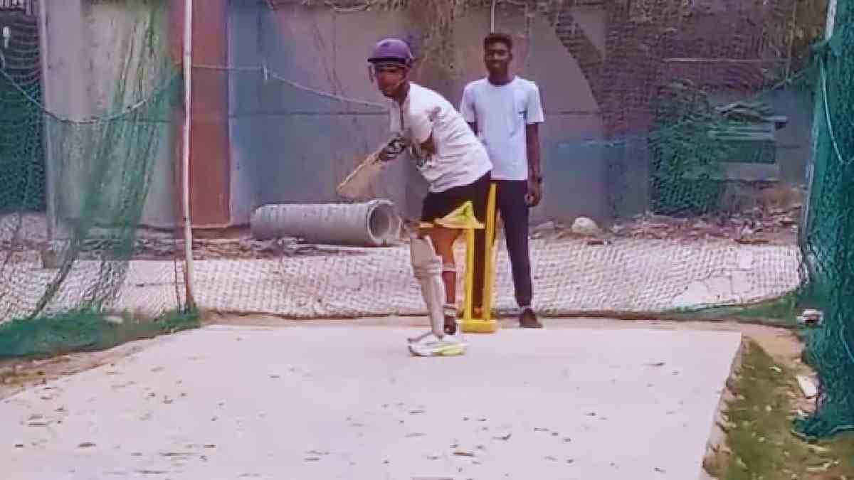 Born Without Arms This Young Cricketer Is A Wizard With The Bat