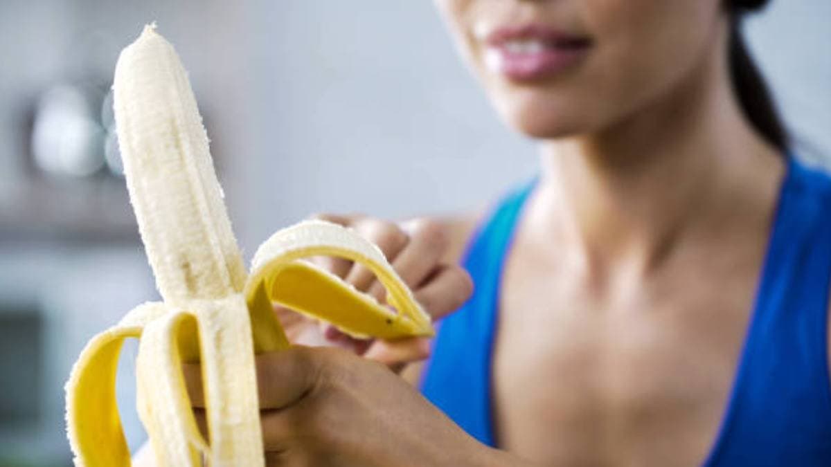 girlfriend licks the boyfriends private part viral news