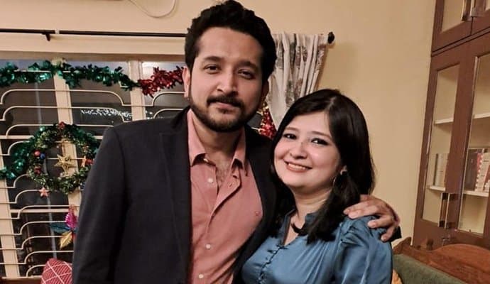 Param-Piya throw their wedding reception party just like grand Christmas bash