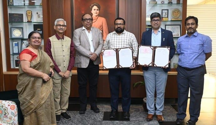 Sister Nivedita University signs MOU with Fujisoft Vara Private Limited   