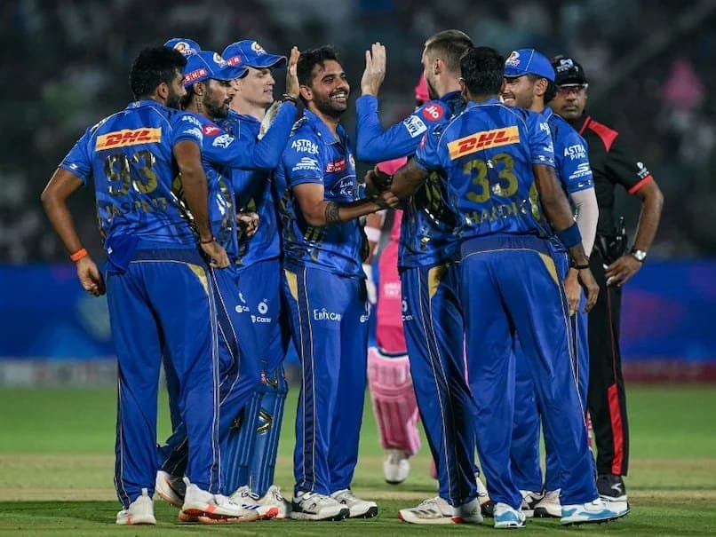 Can IPL be completed outside India - former England captain gives suggestion 