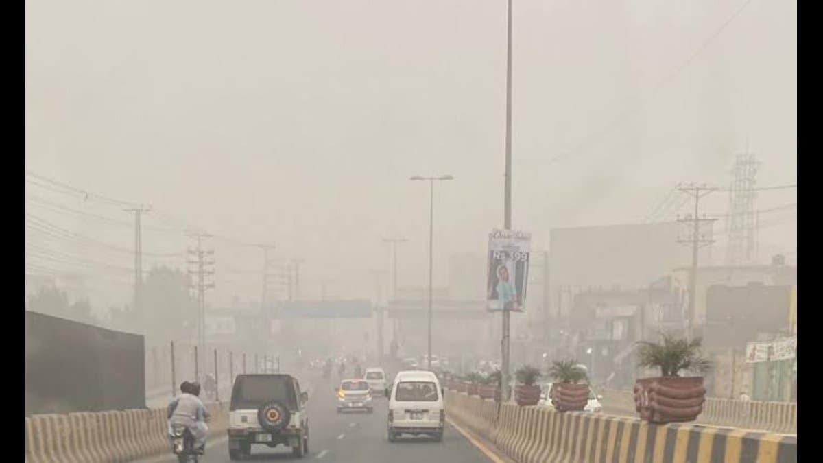 Multan became world's most polluted city, AQI still over 1,900 gnr