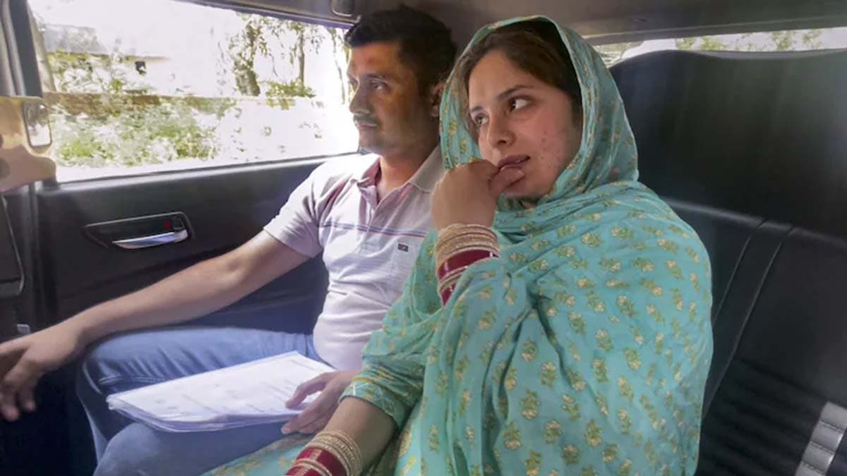 CRPF constable Munir Ahmed conceals marriage to Pak woman sacked