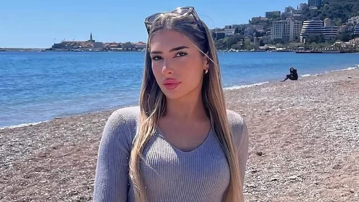 Teenager Plunges To Death After Unbuckling Safety Harness While Parasailing