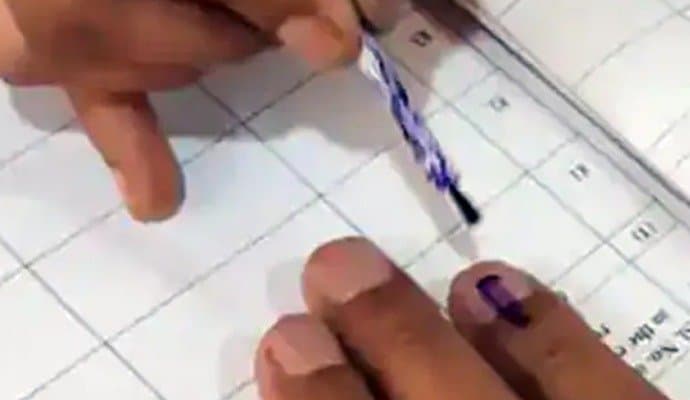 Gujarat 3 Villages Boycott Polls