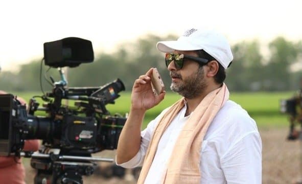 Filmmaker Shiboprosad Mukherjee has been severely injured while filming his upcoming movie Bohurupi