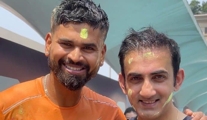 KKR players and coaches celebrate Holi at team hotel