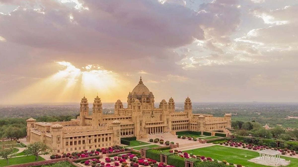 This six largest palaces in India have been converted into luxury hotels 