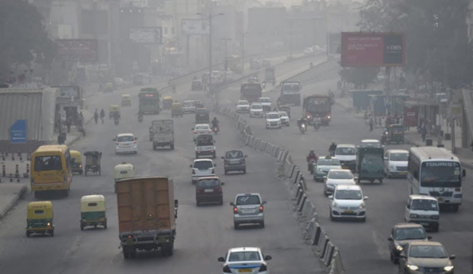Diesel Truck got permission as Delhi Air Improves a Little bit