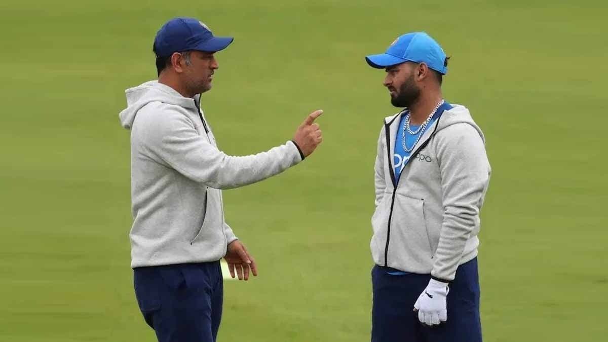 MS dhoni vs rishabh Pant debate gets a new hero factor angle spt 
