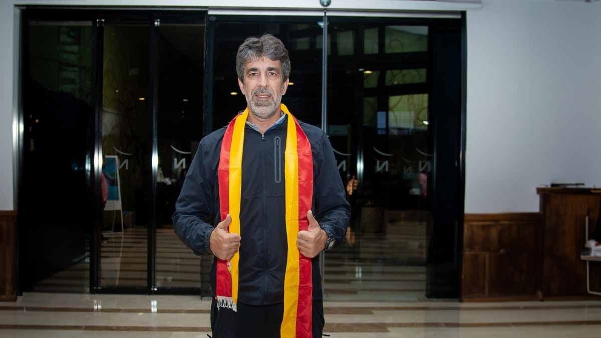 East Bengal new coach Oscar Bruzon lands in Kolkata spt 