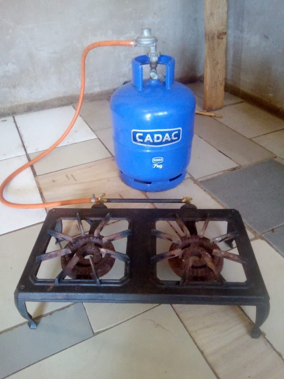 Follow these all tricks for avoiding the accidents happens with gas cylinder lif