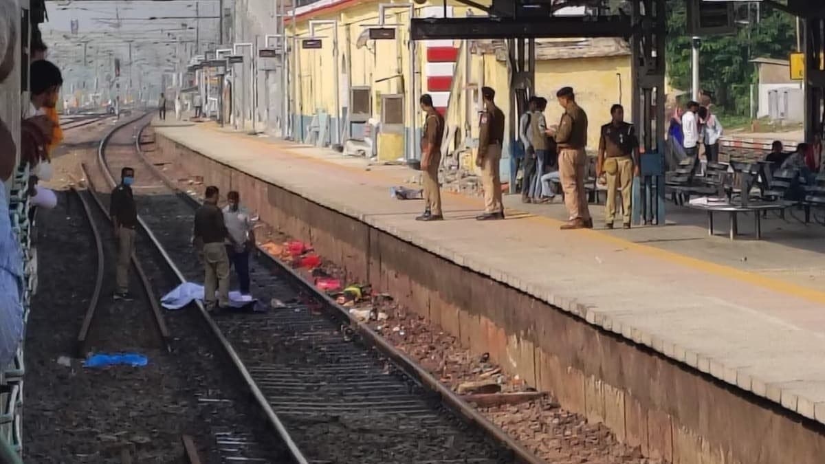 Uttar Pradesh Train Accident: Six Devotees Run Over By Train During Kartik Purnima rush