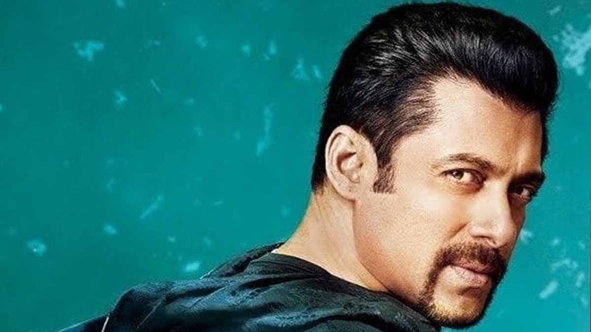 ‘সিকন্দর’-এর সেট থেকেই ঘোষণা ‘কিক ২’-এর! কে হচ্ছেন সলমনের নায়িকা? 