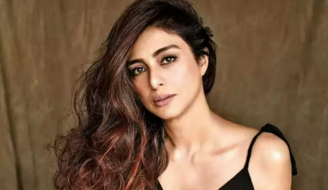 Tabbu embrace single life at 52, opens up about her idea about 'ideal relationship'