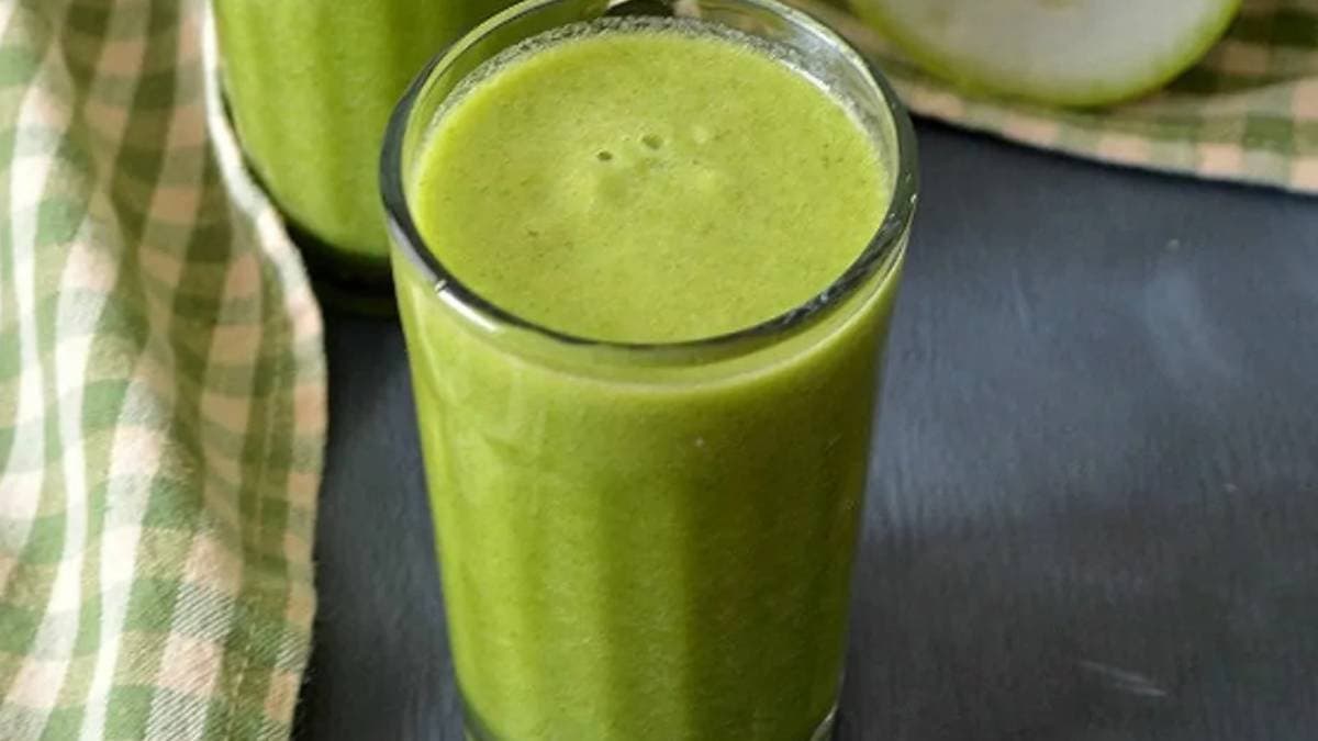 Bottle gourd juice can help to lose weight control blood pressure diabetes and reduce stress