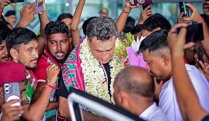 Hose Molina landed in Kolkata om sunday morning