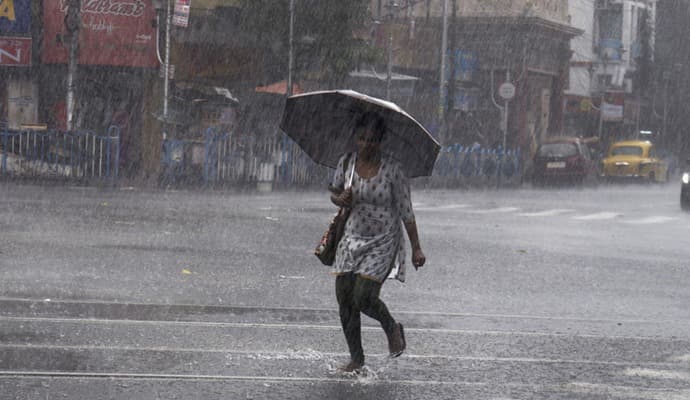 heavy rain forecast in some parts of bengal gnr