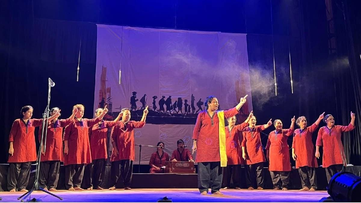 Deshachhara Deshara: A Stage Tribute to Partition and Humanity