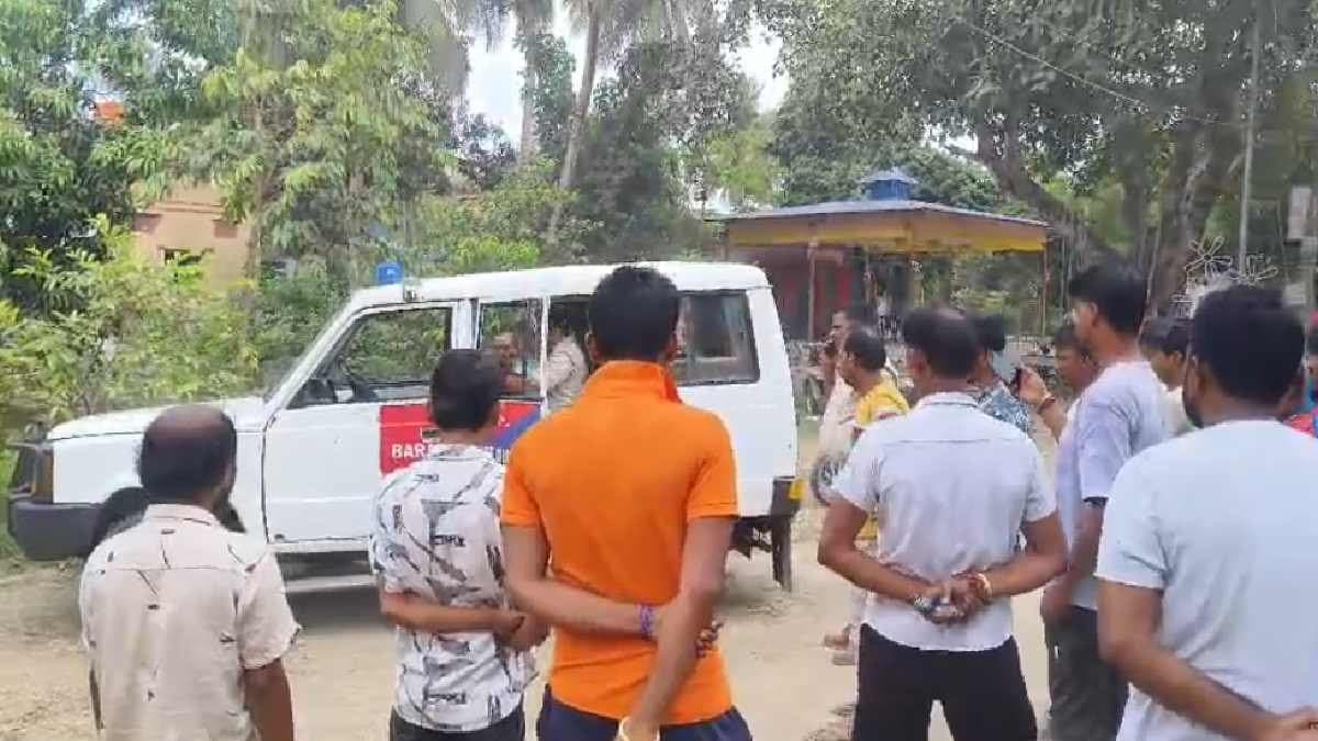 Police detained one for illegally digging up soil