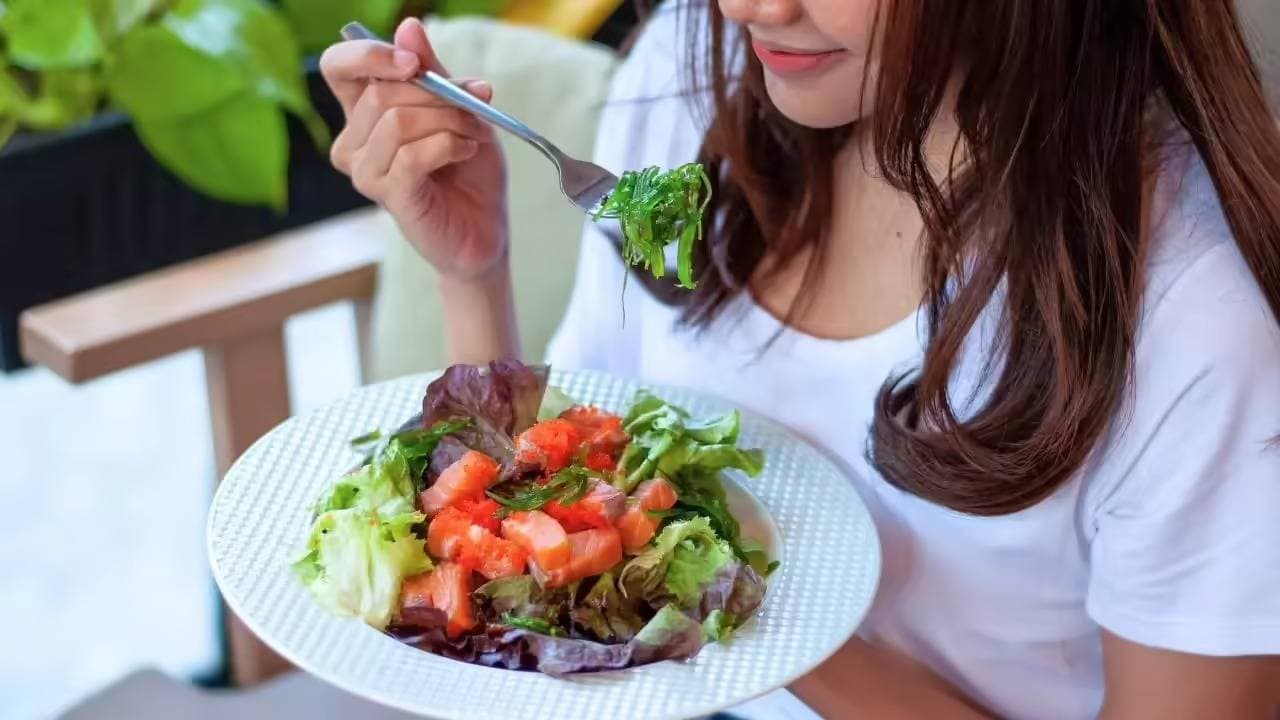 eating too much salad might be the real reason you feel bloated and tired everyday