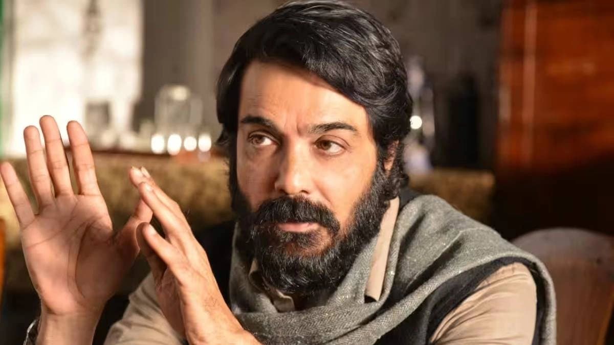 Prosenjit Chatterjee finally breaks silence on Bengali language controversy