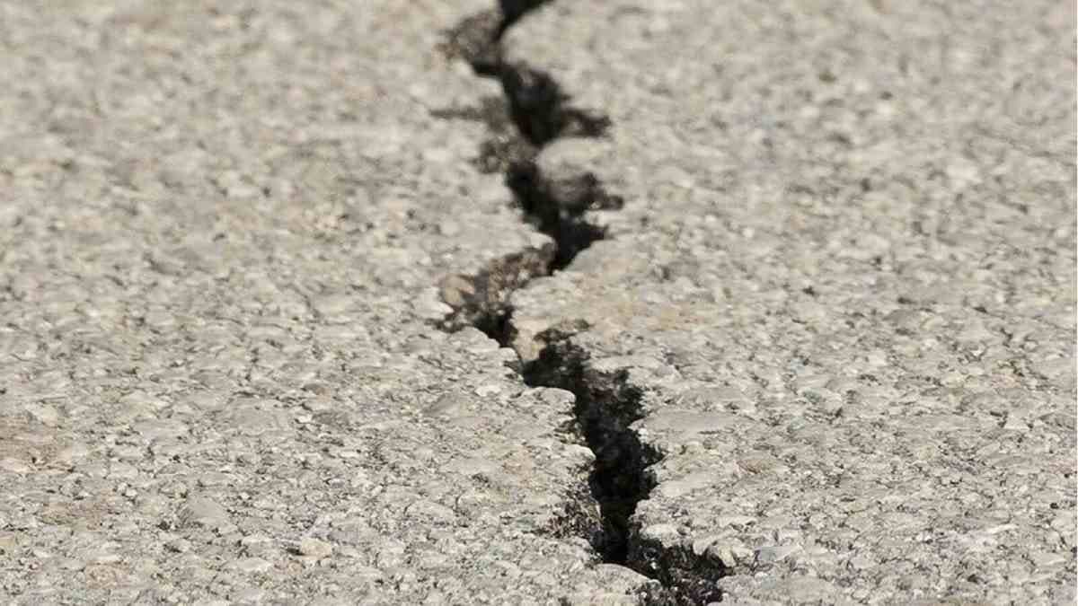 Tsunami Warning Issued after Earthquake strikes Papua New Guinea