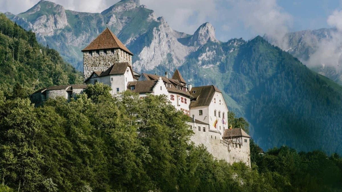 Liechtenstein has no airport of it s own its prince richer than Britain s kings