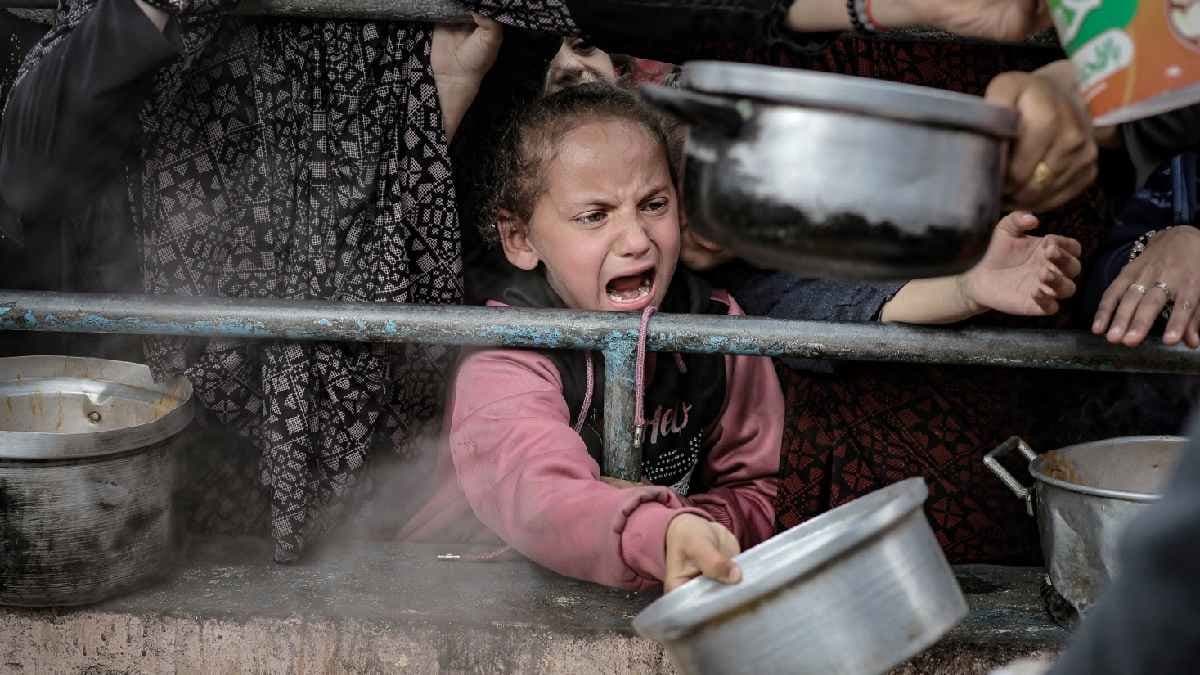 Food crisis in Gaza create basic commodities price very high