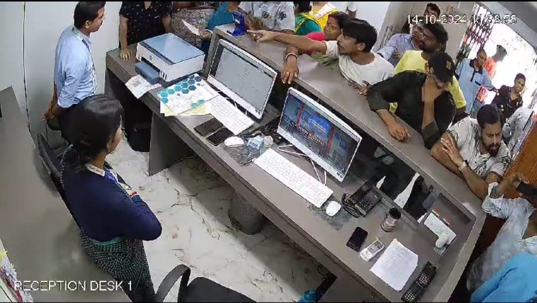  Pvt Hospital Ransacked by Patient's Family After Death, Sparks Concerns Over Security_gnr