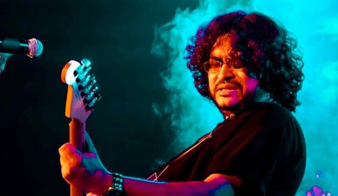 Chaos over rupam islam show in kalna