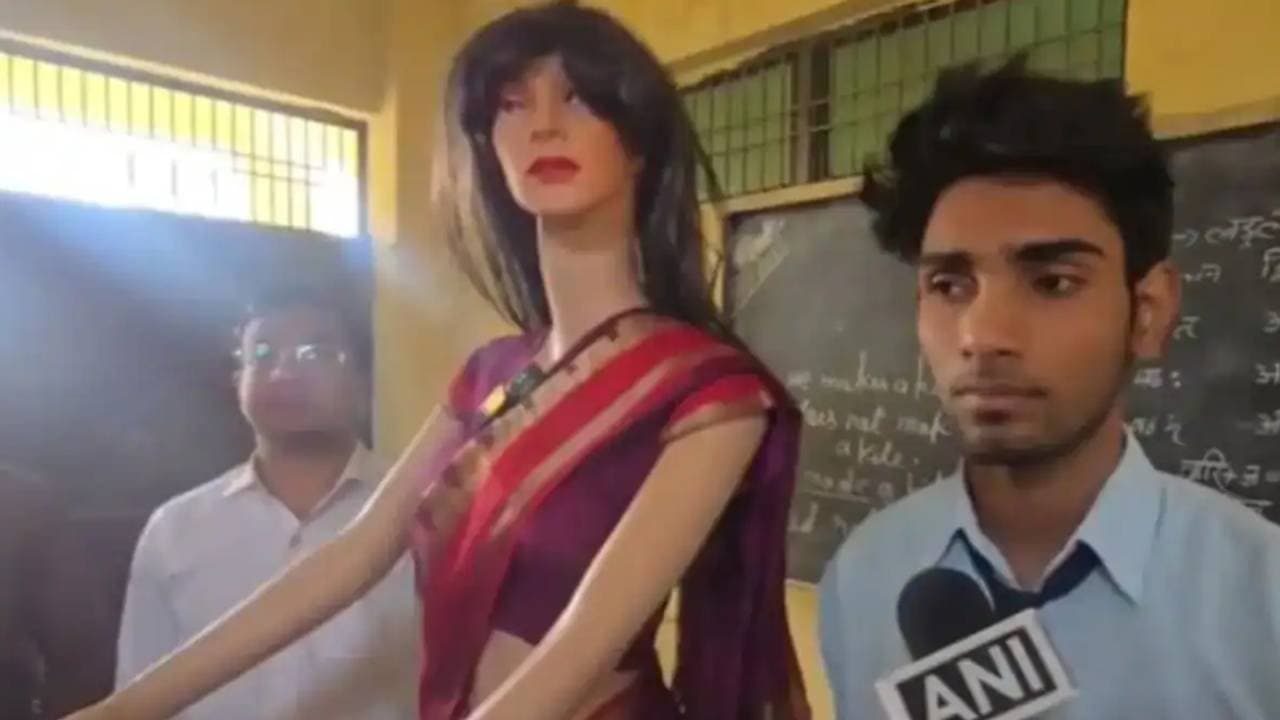 UP teen makes AI school teacher sophie