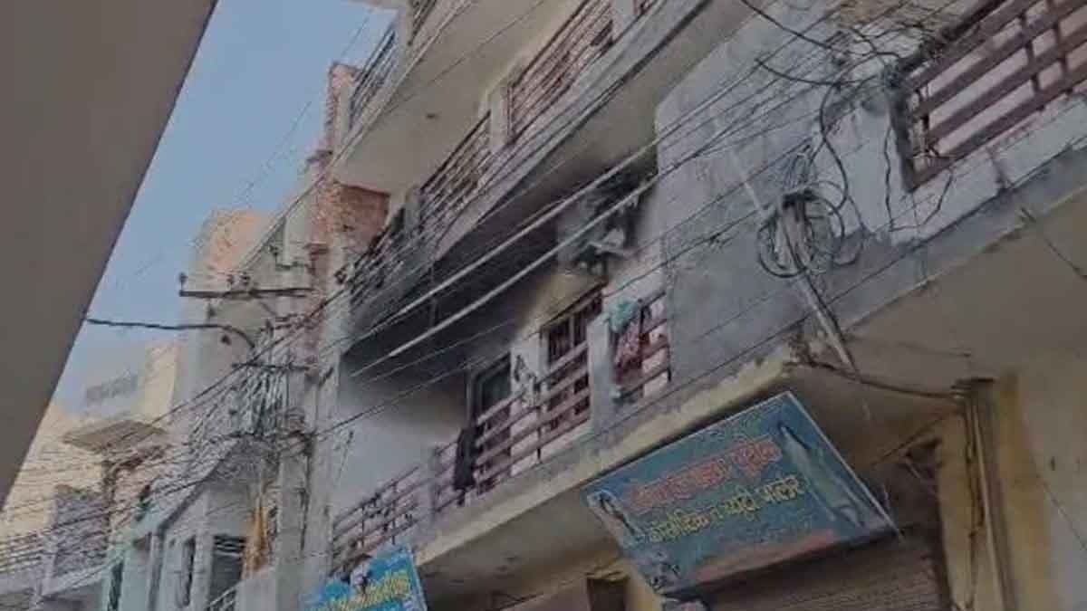  4 Charred To Death As Fire Breaks Out At Gurugram House gnr
