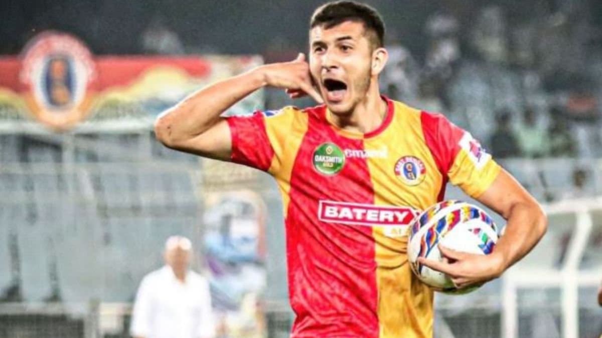 East bengal star players Saul Crespo is dengue infected spt