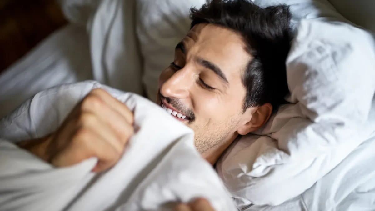 Your sleeping position can improve Liver health and Cardiovascular system