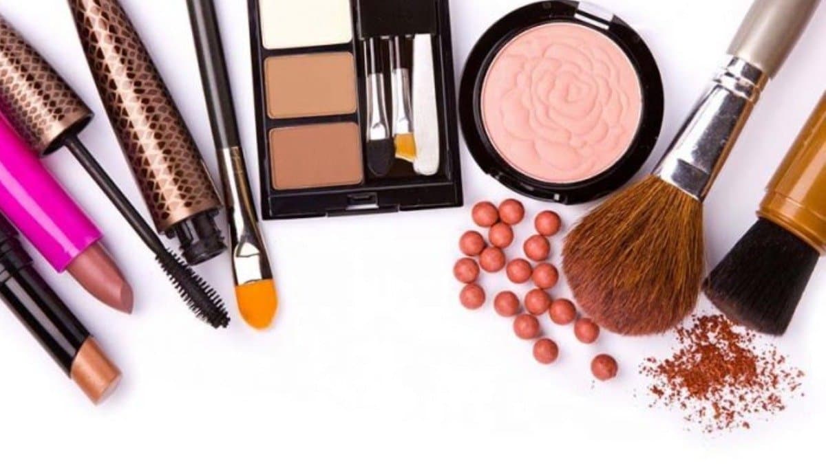 How to take care of makeup Products details inside lif