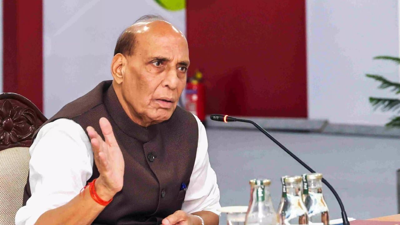 Pakistan-India: Donald Trump claimed Pak secretly testing nuclear weapons here Rajnath Singhs response