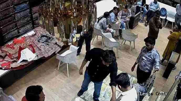 Man Threats To Kill Shopkeeper After Wrong Cutting Up Bridal Lehenga