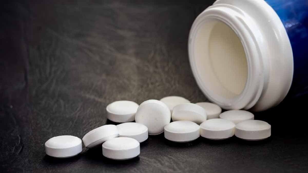 what serious side effects happen if you consume too much calcium supplement lif